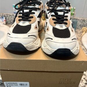 Steve Madden Kids Chunky Black and Tan Sneakers